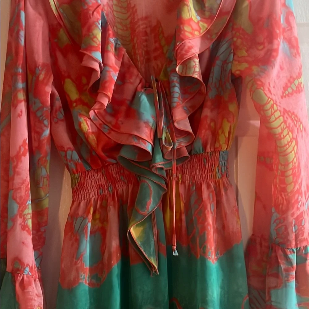 Colorful Ruffled Women's Top - Picture 2 of 3